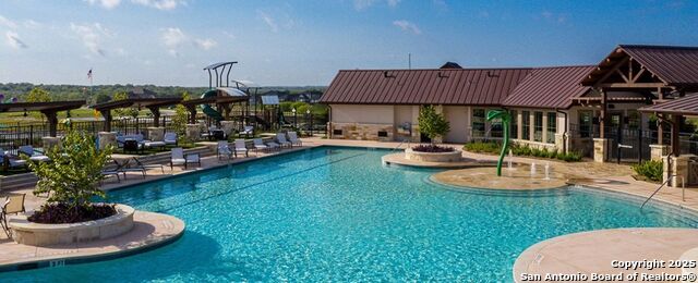 Image 38 of 49 For 6810 Schillings Key