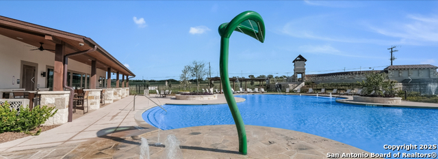 Image 43 of 49 For 6810 Schillings Key