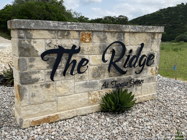 Details for 301 Paradise, Boerne, TX 78006