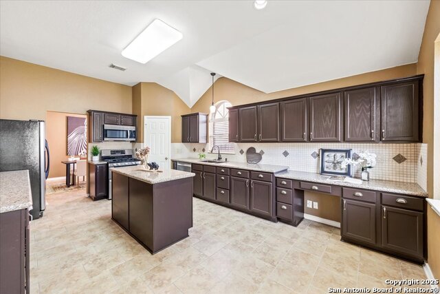Image 11 of 39 For 3962 Knollwood