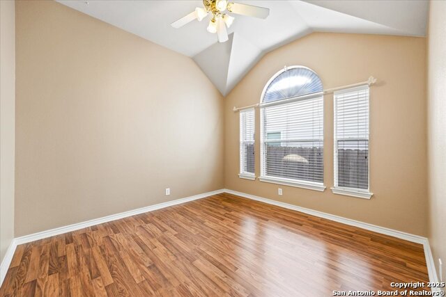 Image 22 of 39 For 3962 Knollwood