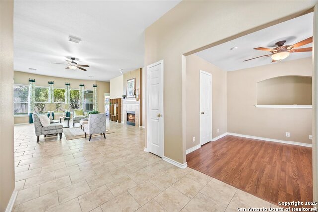 Image 3 of 39 For 3962 Knollwood
