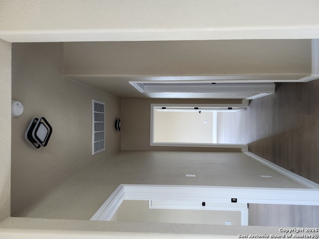 Listing photo id 8 for 1114 Pasadena