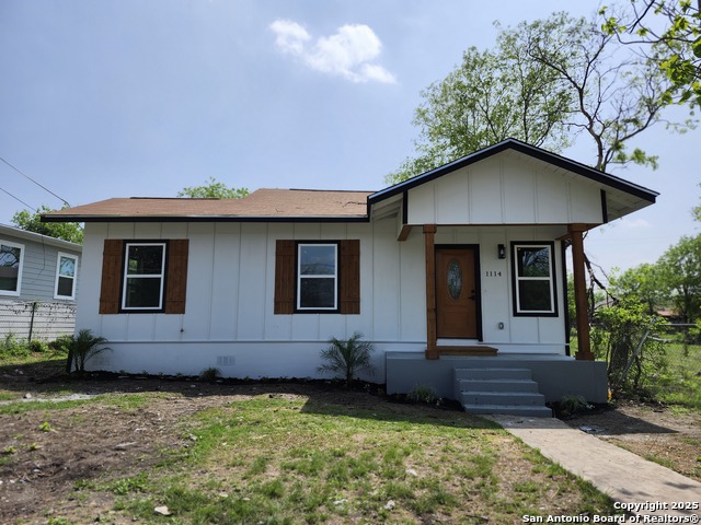 Listing photo id 0 for 1114 Pasadena