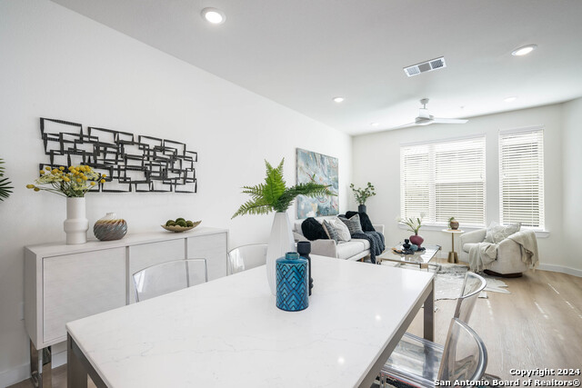 Image 7 of 22 For 719 Locust St E 3106