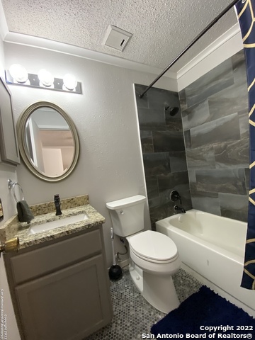 Image 5 of 10 For 11311 Sir Winston St  806