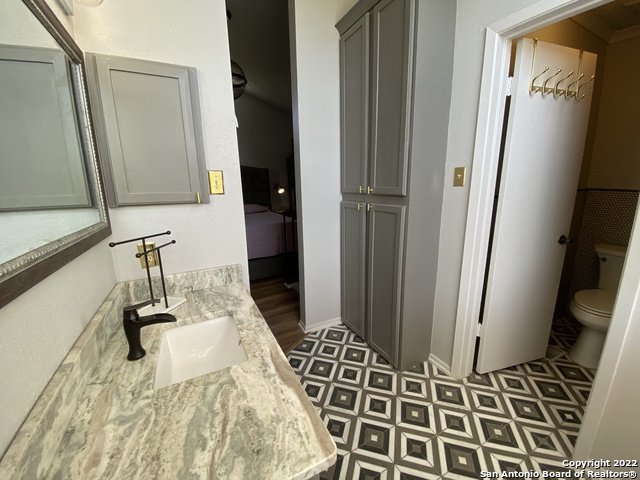 Image 9 of 10 For 11311 Sir Winston St  806