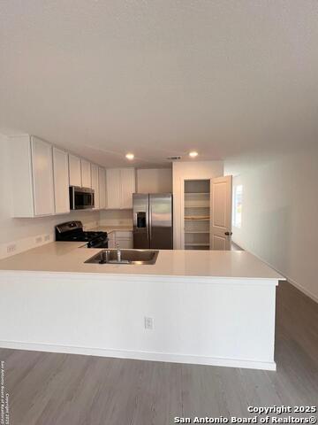 Image 13 of 21 For 14761 Onyx Place