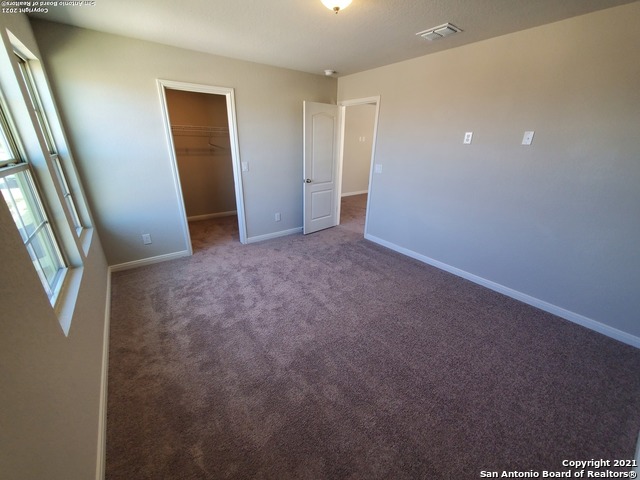 Image 19 of 33 For 1370 Rios Bend Dr