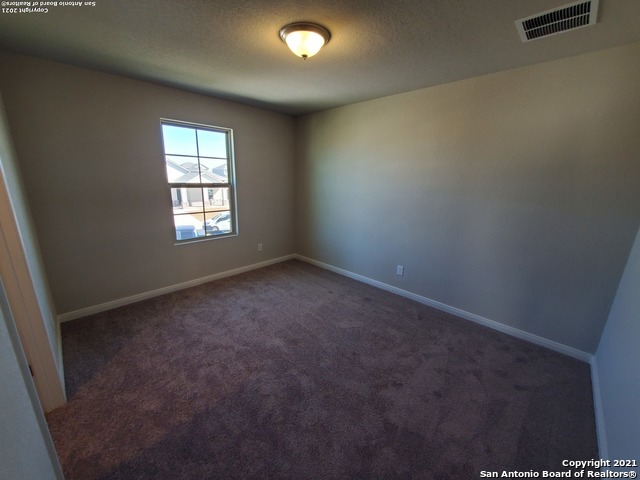 Image 21 of 33 For 1370 Rios Bend Dr