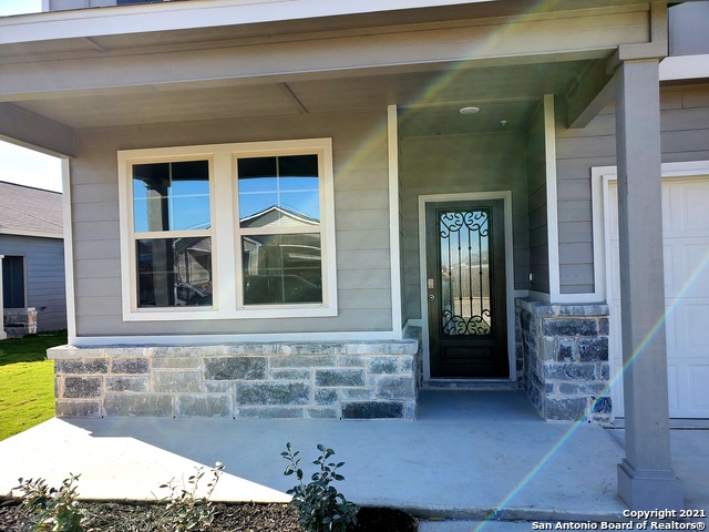 Image 4 of 33 For 1370 Rios Bend Dr