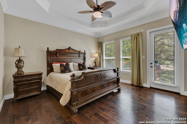 Listing photo id 25 for 1164 Fairway