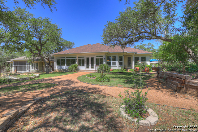 Listing photo id 42 for 1164 Fairway