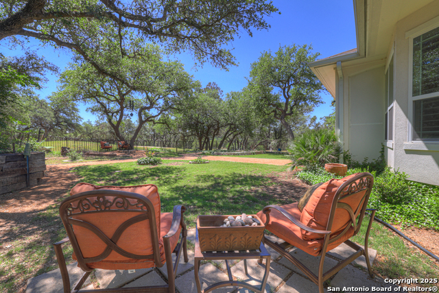 Listing photo id 45 for 1164 Fairway