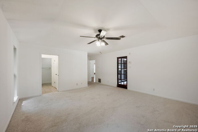 Listing photo id 11 for 14334 Indian Woods
