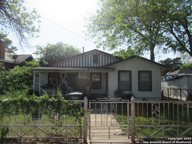 Details for 1121 Willow  , San Antonio, TX 78208