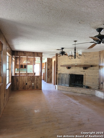 Image 9 of 47 For 825 County Road 320