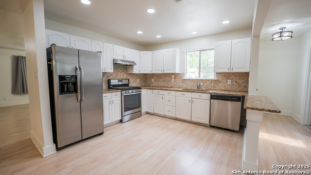 Image 25 of 57 For 4918 Donna Dr