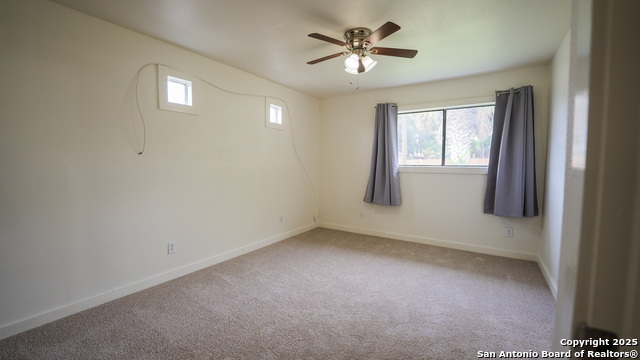 Image 29 of 57 For 4918 Donna Dr