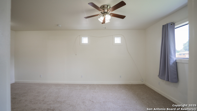 Image 30 of 57 For 4918 Donna Dr