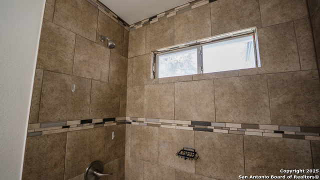 Image 40 of 57 For 4918 Donna Dr