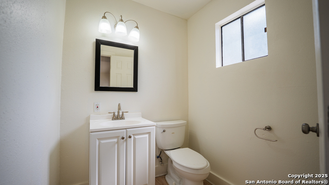 Image 44 of 57 For 4918 Donna Dr