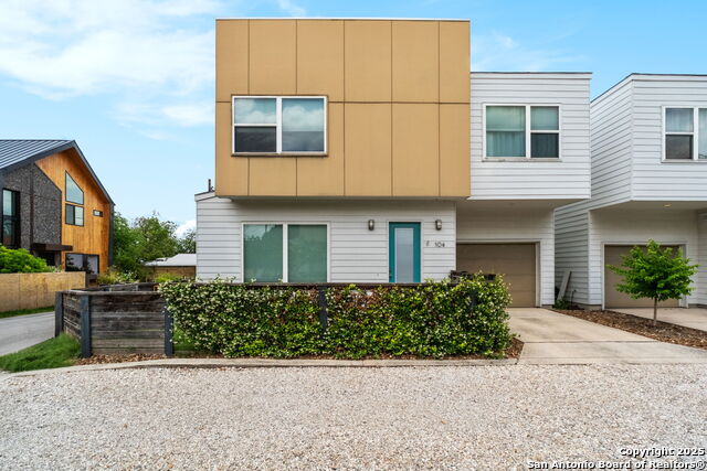 Details for 232 Cevallos E 104, San Antonio, TX 78204
