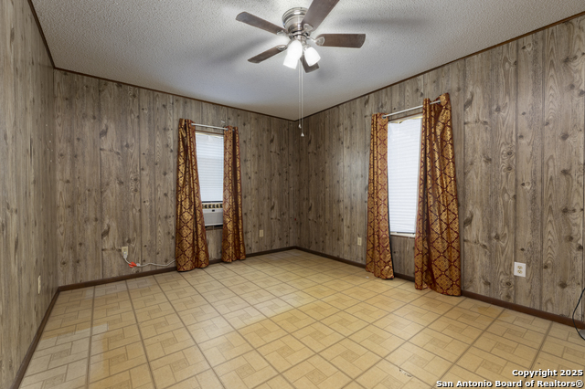 Image 19 of 42 For 865 Verdi Road