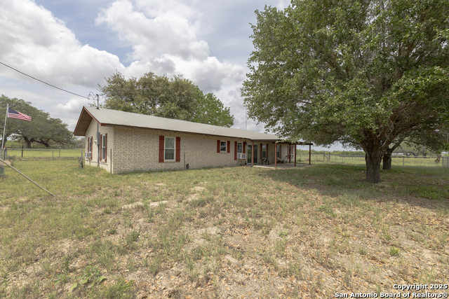 Image 21 of 42 For 865 Verdi Road
