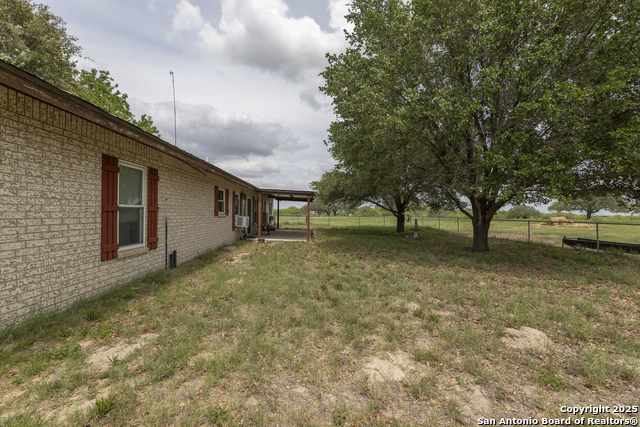 Image 23 of 42 For 865 Verdi Road
