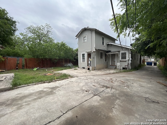 Listing photo id 19 for 329 Hot Wells