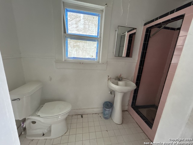 Listing photo id 24 for 329 Hot Wells