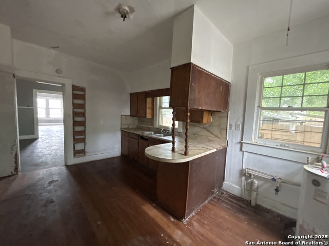 Listing photo id 7 for 329 Hot Wells