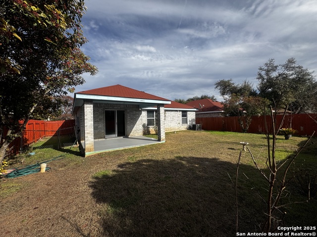 Image 14 of 23 For 8854 Fenwood