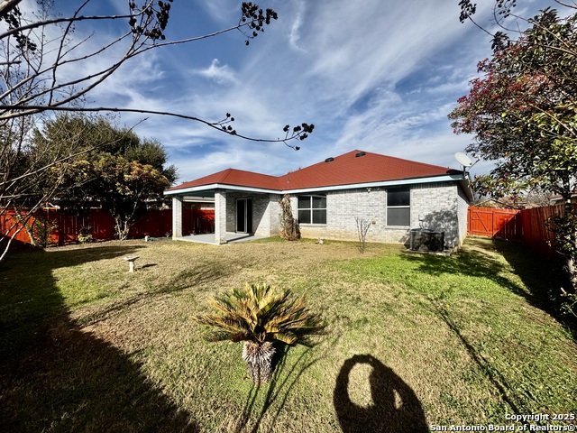 Image 15 of 23 For 8854 Fenwood