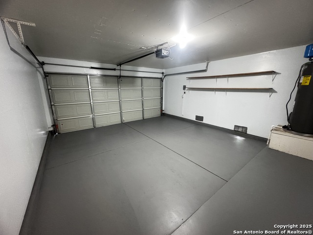 Image 16 of 23 For 8854 Fenwood