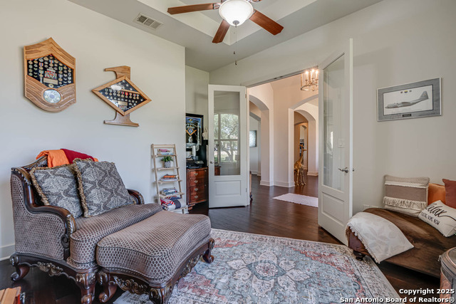 Listing photo id 8 for 1253 Via Principale
