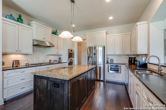 Listing photo id 18 for 1253 Via Principale