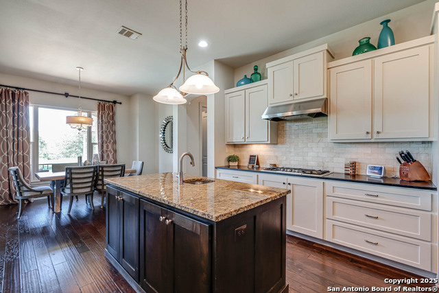 Listing photo id 19 for 1253 Via Principale