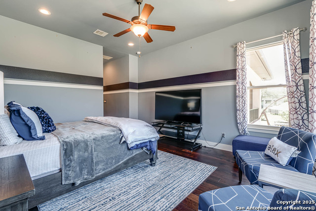 Listing photo id 25 for 1253 Via Principale