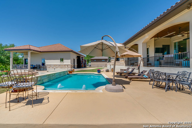 Listing photo id 47 for 1253 Via Principale