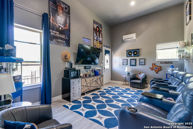 Listing photo id 55 for 1253 Via Principale