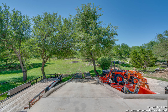Listing photo id 57 for 1253 Via Principale