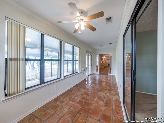 Image 11 of 39 For 620 Lake Island Dr