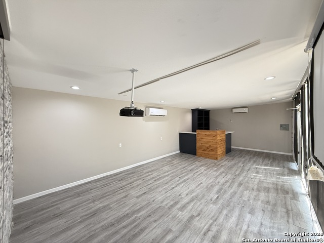 Image 33 of 49 For 8138 Old Pearsall