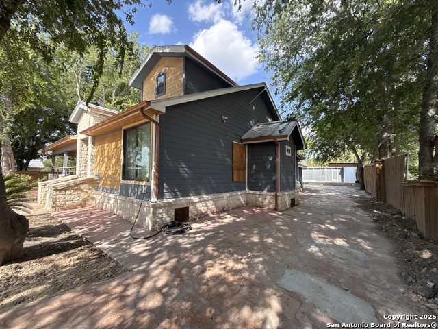 Image 47 of 49 For 8138 Old Pearsall