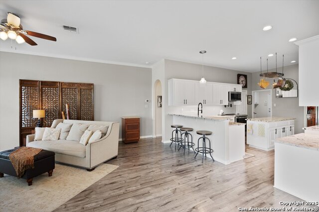 Image 14 of 50 For 29818 Fairway Vista Dr