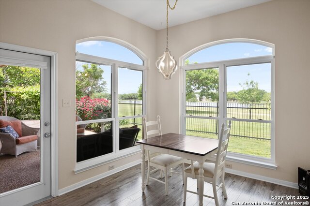Image 21 of 50 For 29818 Fairway Vista Dr