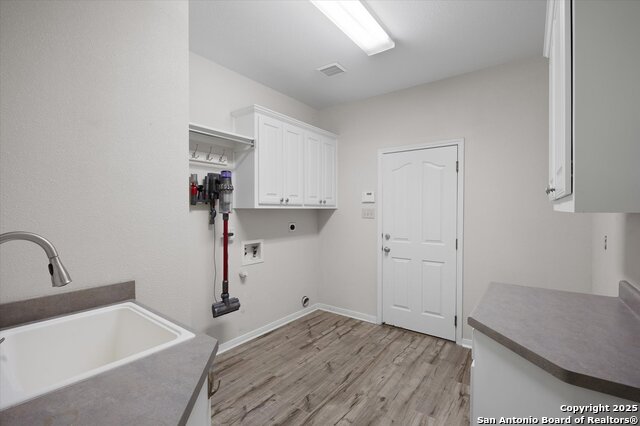 Image 36 of 50 For 29818 Fairway Vista Dr
