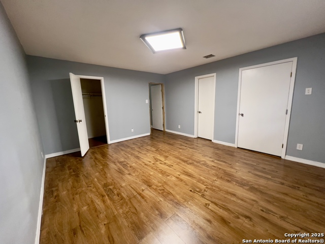 Listing photo id 8 for 7301 Avery Rd